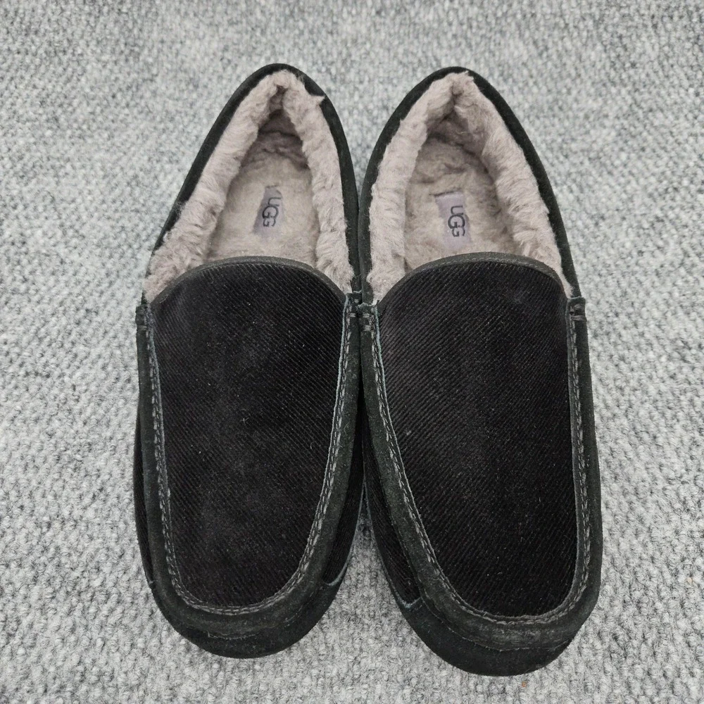 UGG (Men's 12)‎ Black Ascot Corduroy Slippers Moccasins Shearling House Shoes